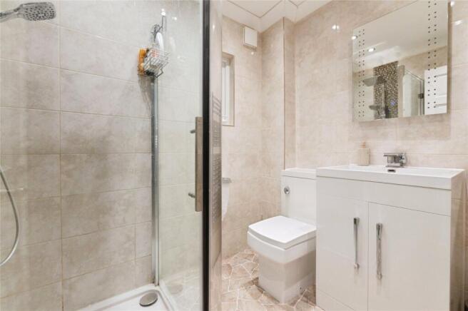 Ensuite To Gf Bed