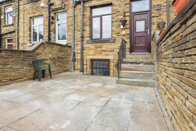 3 bed Terraced for sale Image 12