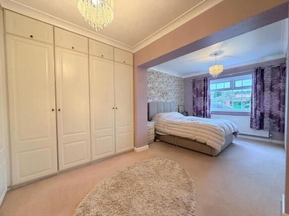 3 bed Detached for sale Image 11