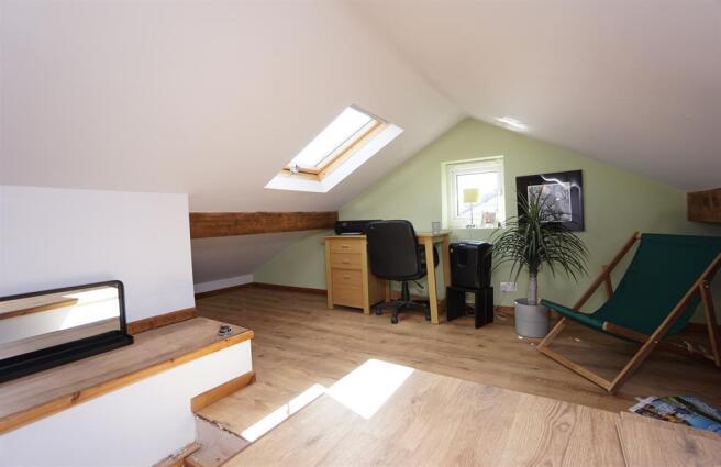 OCCASIONAL ROOM