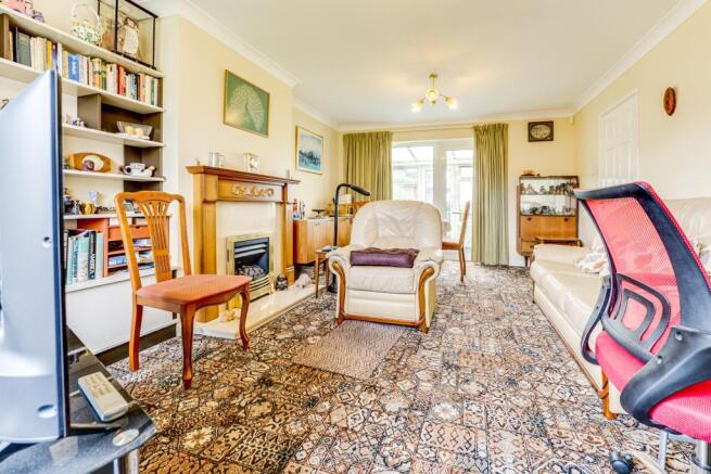 34 Brington Drive, Barton Seagrave-2.jpg