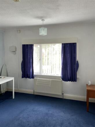 blue bedroom.jpg