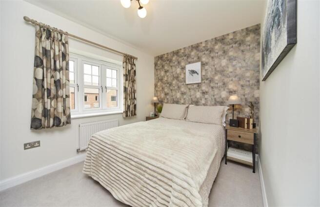 4 bed Detached for sale Image 10