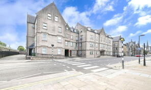 84h, Tay Street, Perth PH2 8NP
