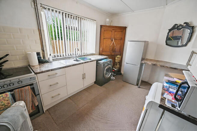 Florence Road, Bilbrook, Wolverhampton, WV8  photo 4