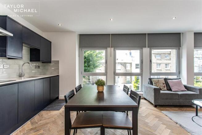 Kitchen / Living Room