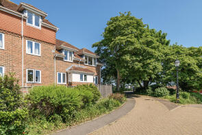 32, Dellers Court, Dellers Wharf, Taunton TA1 1DX