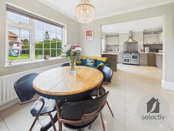 4 bed Semi-Detached for sale Image 7