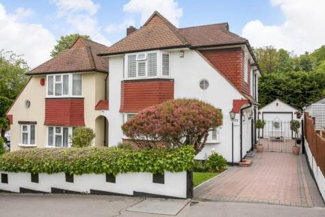 Waddington Way, Crystal Palace, London, SE19