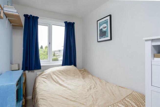 10A_Keble_Park_Crescent_15.jpg
