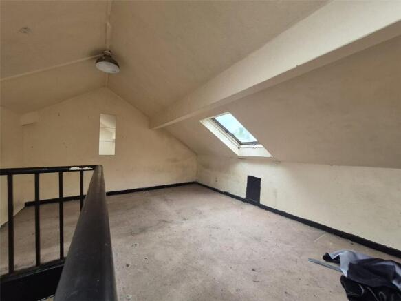 2 bed Terraced for sale Image 7