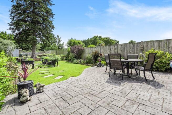 Rear garden sh...
