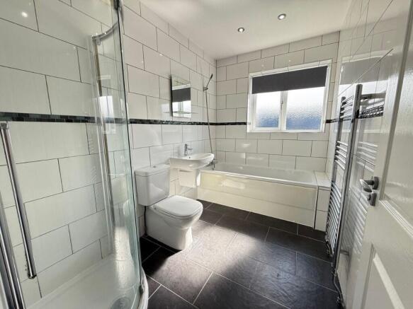 3 bed Semi-Detached for sale Image 6