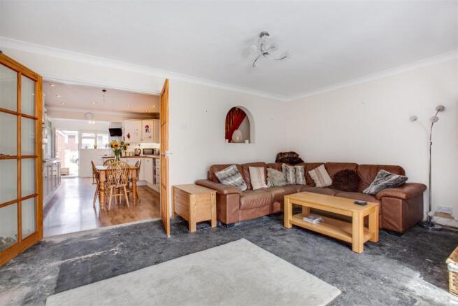 Living Room.jpg