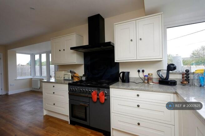 Kitchen Range Oven Included