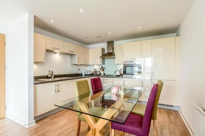 Open Plan Living/ Ki
