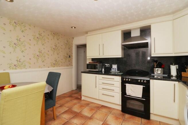 Dining kitchen