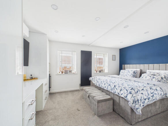 2 bed Semi-Detached for sale Image 10