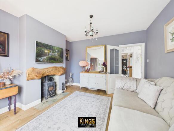 3 bed Semi-Detached for sale Image 7