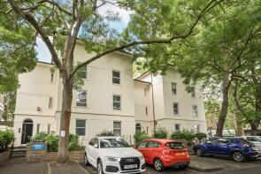 Flat 5, 158b, Lewisham Way, London SE4 1UU