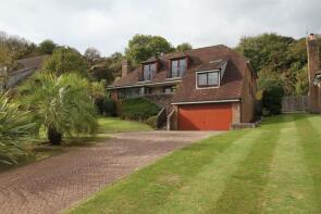 15, Lincoln Close, Eastbourne BN20 7TZ