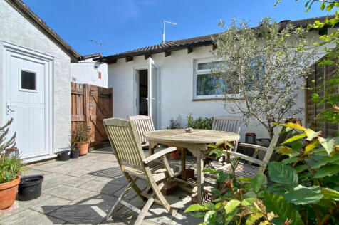 Kingfisher Way, Ringwood, BH24 3LL
