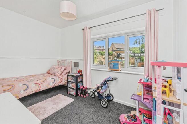 2 bed Town House for sale Image 8