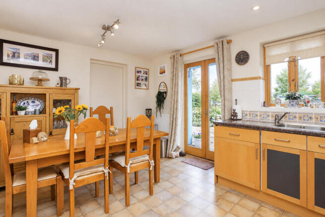 Dining Kitchen