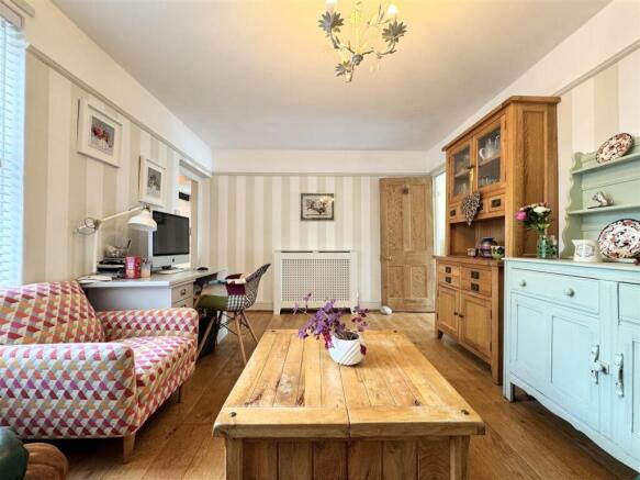 Dining/Middle Room