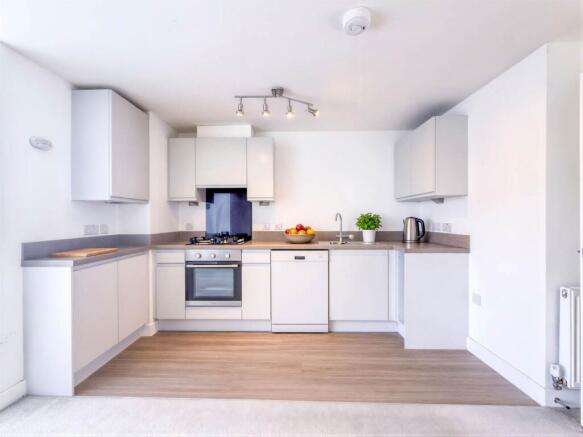 KITCHEN (2)