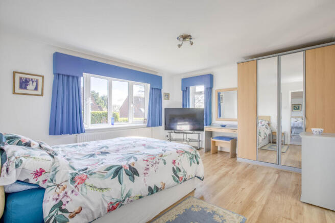 8 Mountain Ash, Marlow Bottom, SL7 3PB (LOW RES)-1