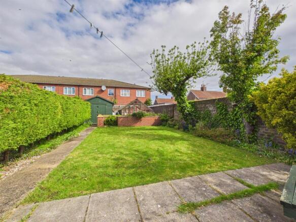 6 bed Semi-Detached for sale Image 10