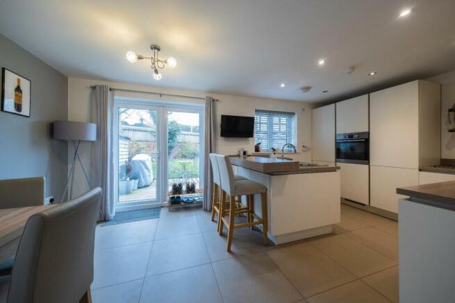 Willow Cottage-001.JPG