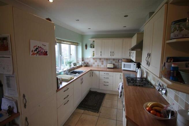 Kitchen / Breakfast 