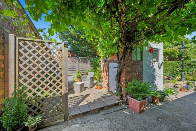 1 bed Terraced for sale Image 10
