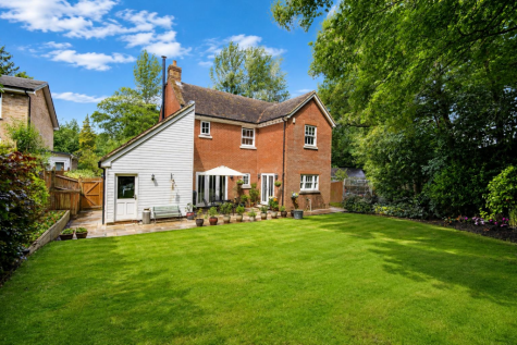 Oakfield, Hawkhurst