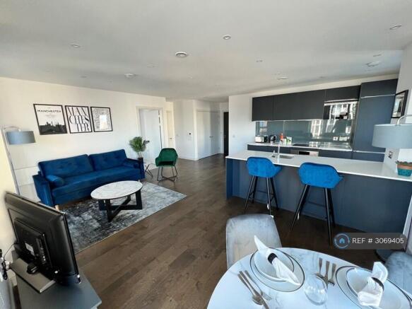 903 Dining 