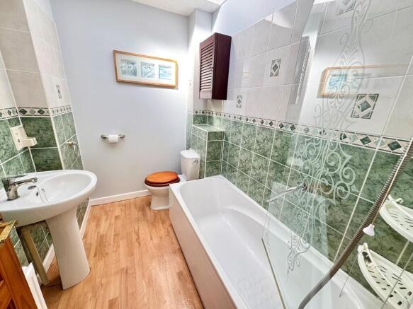34 Goodhew Close ...