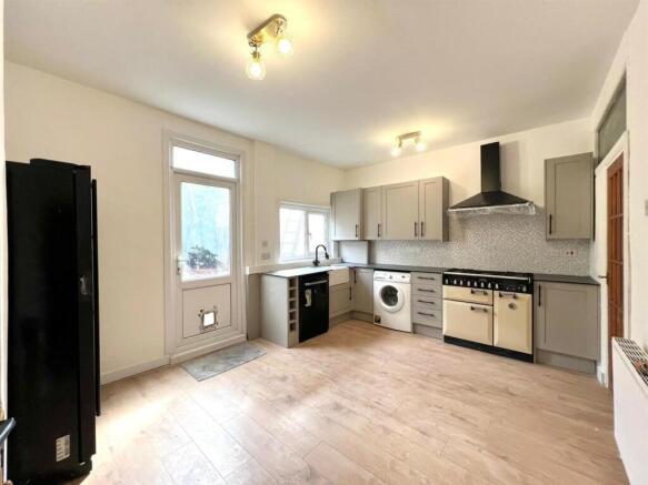 WhatsApp Image 2026-03-25 at 13.52.34 (1).jpeg