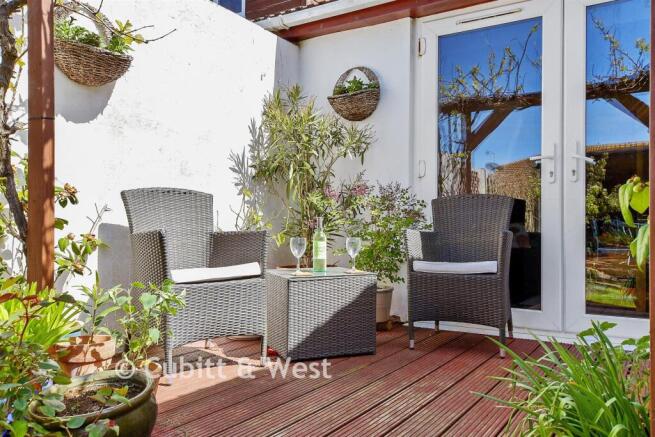 External Lifestyle Photograph