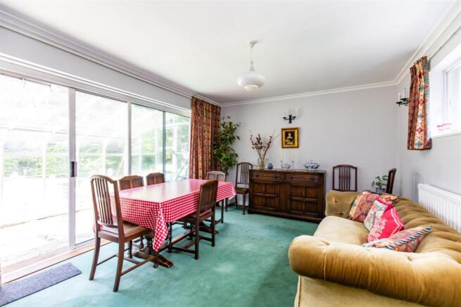 Dining Room.jpg