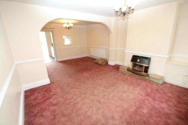 Lounge/ Dining Room