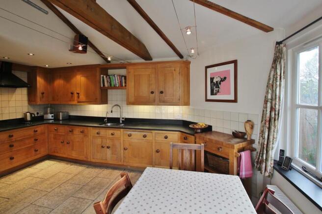 Kitchen Breakfast Rm.JPG