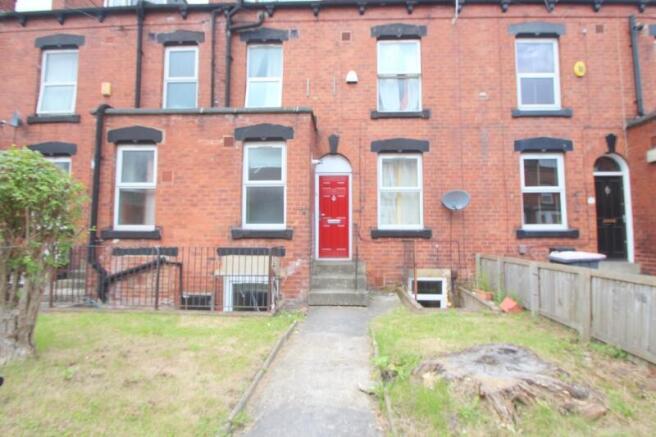 4 bed Terraced to rent Image 10