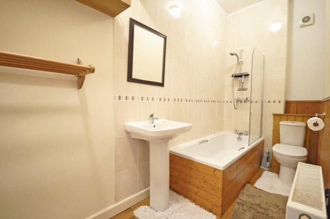 2 bed Terraced for sale Image 7