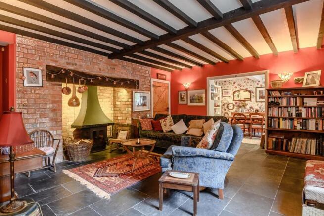 8474536-interior09.jpg