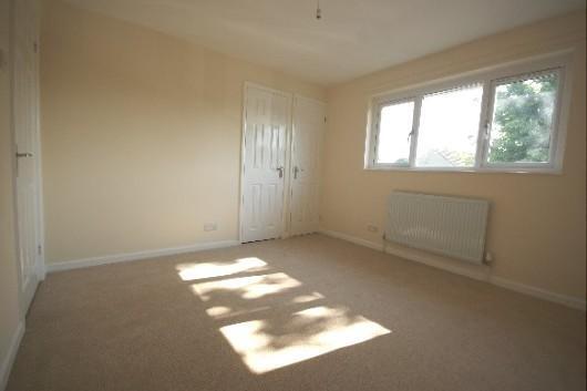 2ND DOUBLE BEDROOM