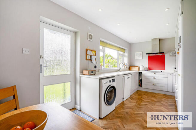 3 bed Bungalow for sale Image 5