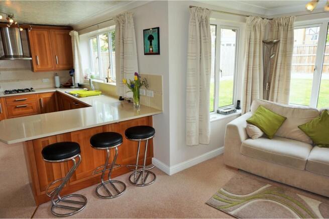 Kitchen / Breakfast