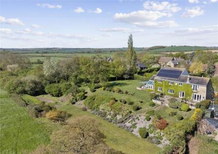Welland Bank, Thorpe By Water, Oakham, Rutland, LE15